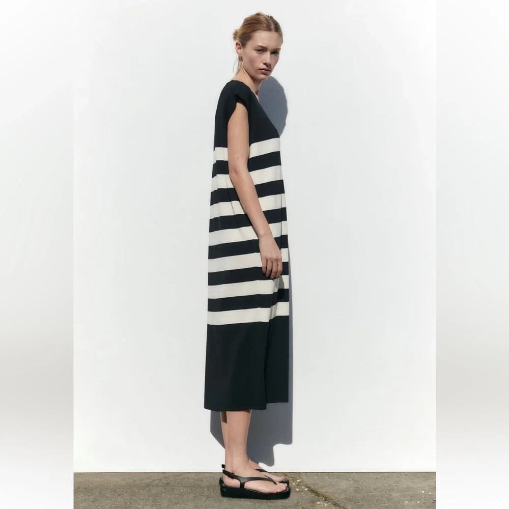 Zara STRIPED KNIT DRESS. Black/Ecru. Sizes S, M, L. New with Tags. - Picture 4 of 8